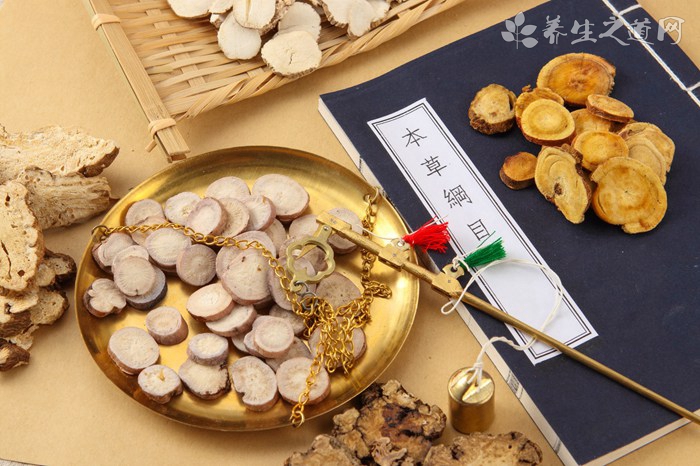 吃什么东西能使头发变黑