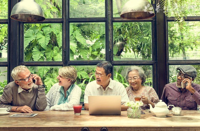 适合老人用的智能手机