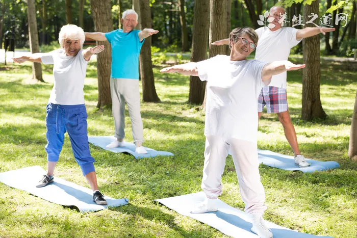 老年高血压适合做哪些运动